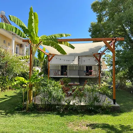 Aristotelis 아파트호텔