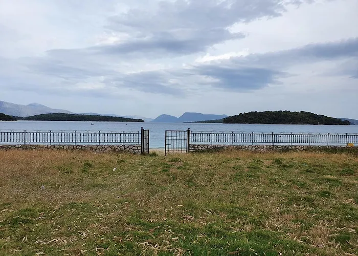 Aristotelis 아파트호텔 니드리