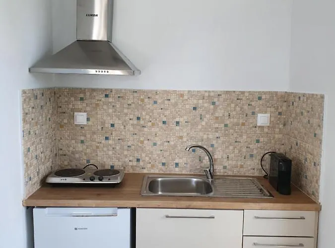 Aristotelis شقة فندقية 3*