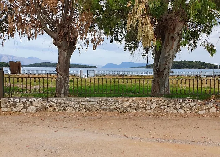 Aristotelis 3* نيدري